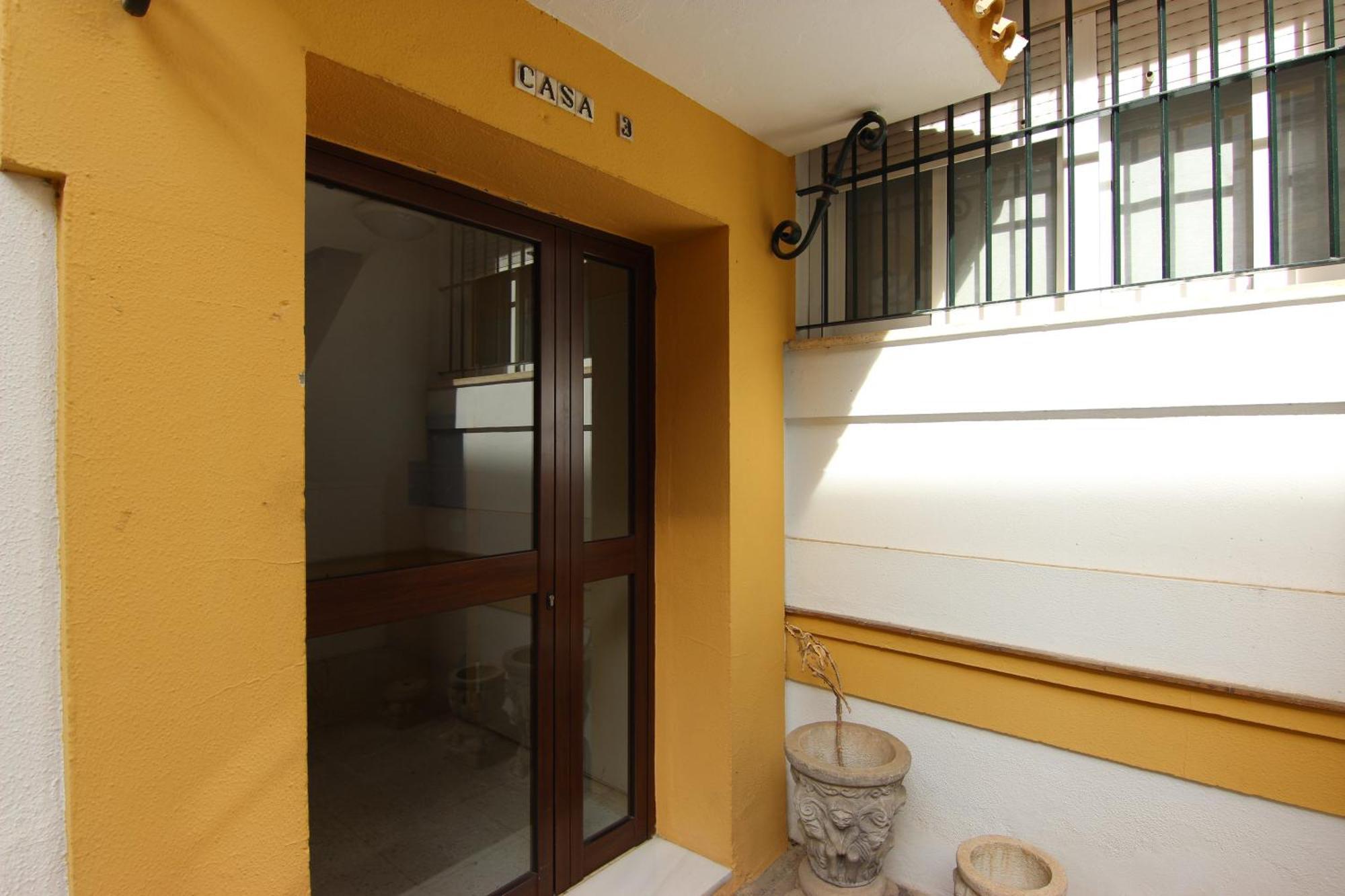 Rentalsevilla Espacioso Apartamento En La Alameda De Hercules Con Parking Exterior photo