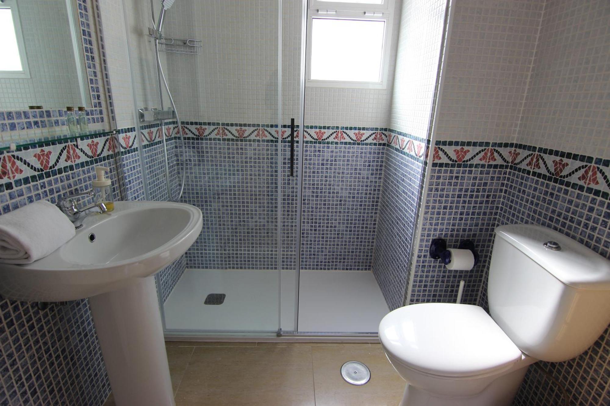 Rentalsevilla Espacioso Apartamento En La Alameda De Hercules Con Parking Exterior photo